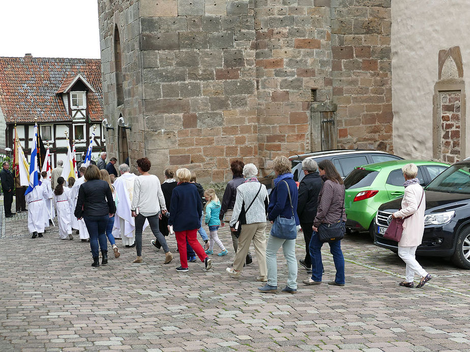 Bittprozession an Christi Himmelfahrt (Foto: Karl-Franz Thiede)